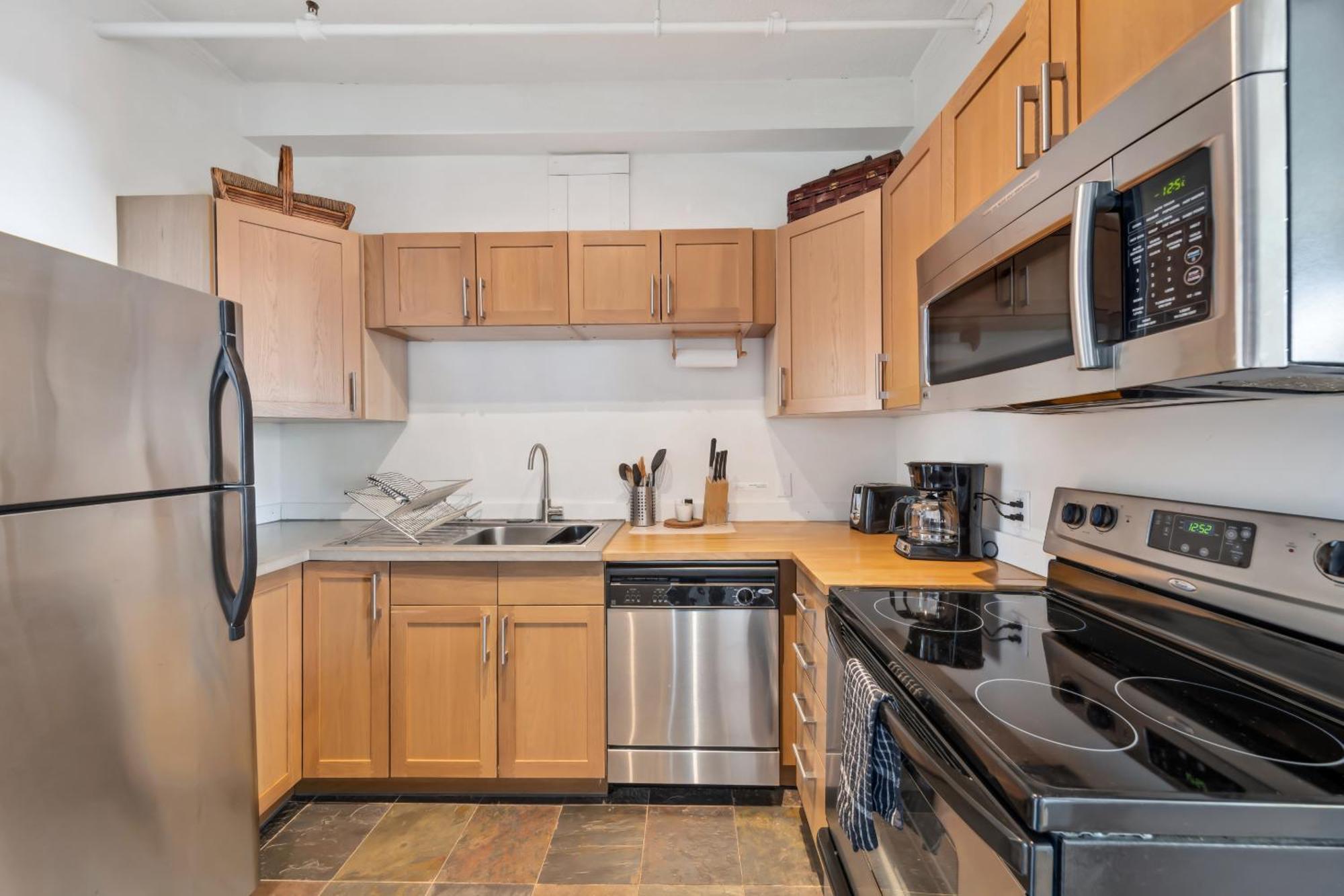 The Haus On Mirror Lake Lake Placid Chambre photo