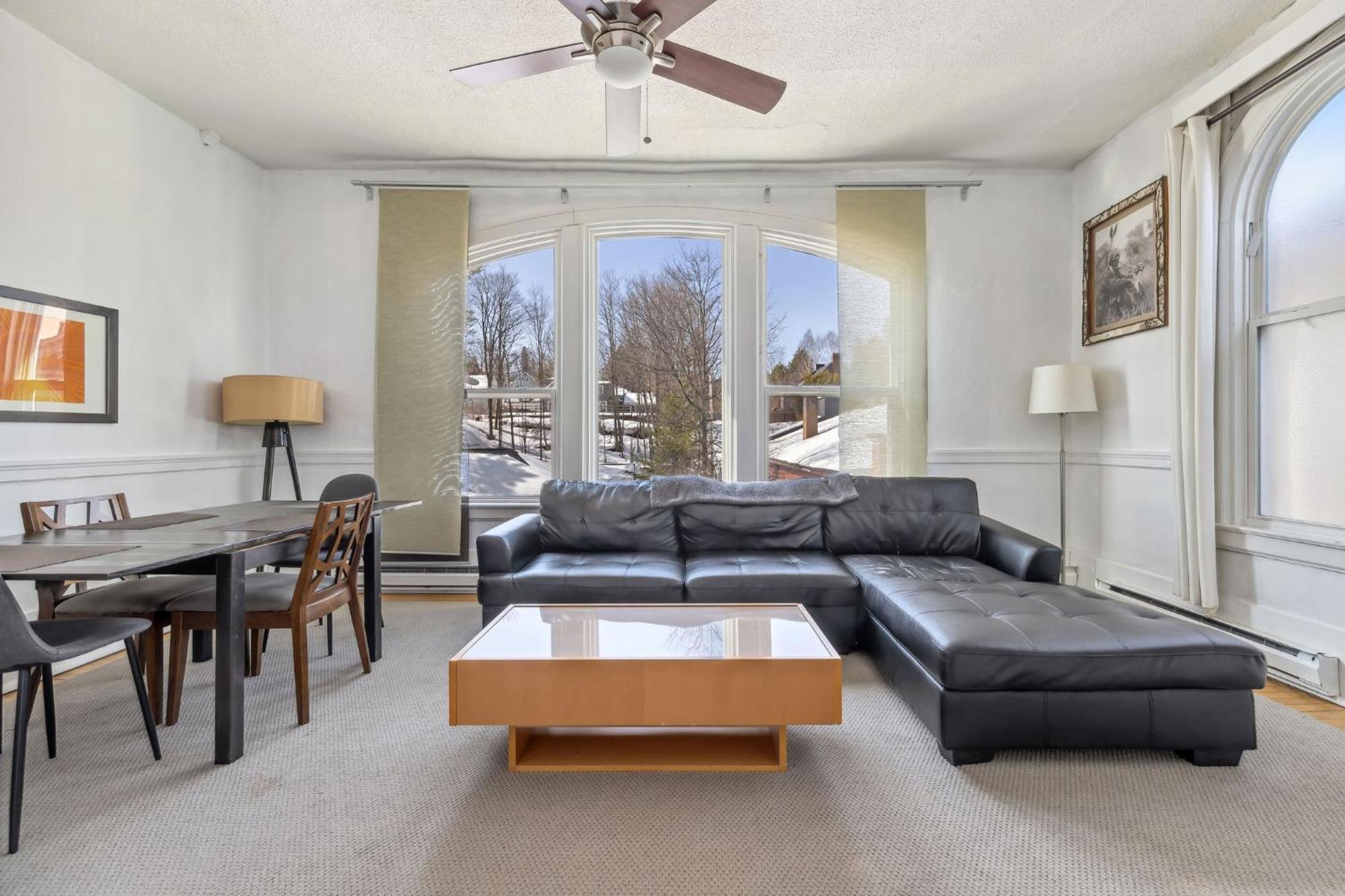 The Haus On Mirror Lake Lake Placid Chambre photo