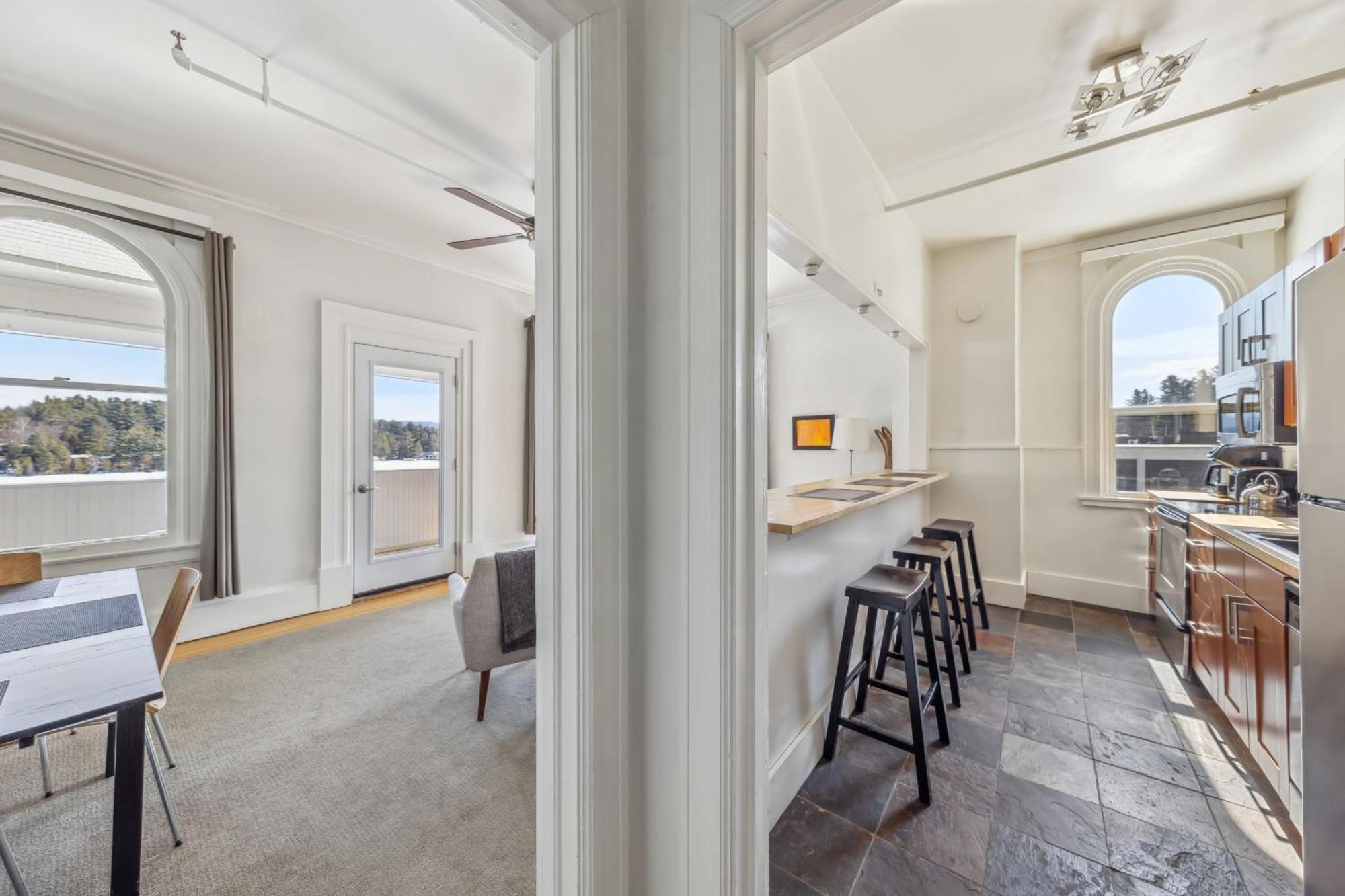 The Haus On Mirror Lake Lake Placid Chambre photo